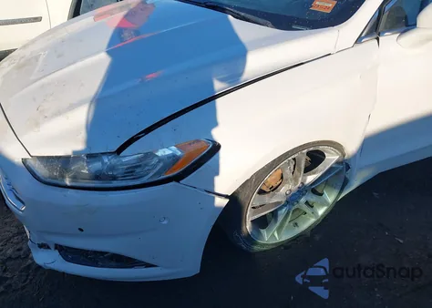 2013 Ford Fusion Titanium из США, поврежденный, VIN 3FA6P0D96DR154366